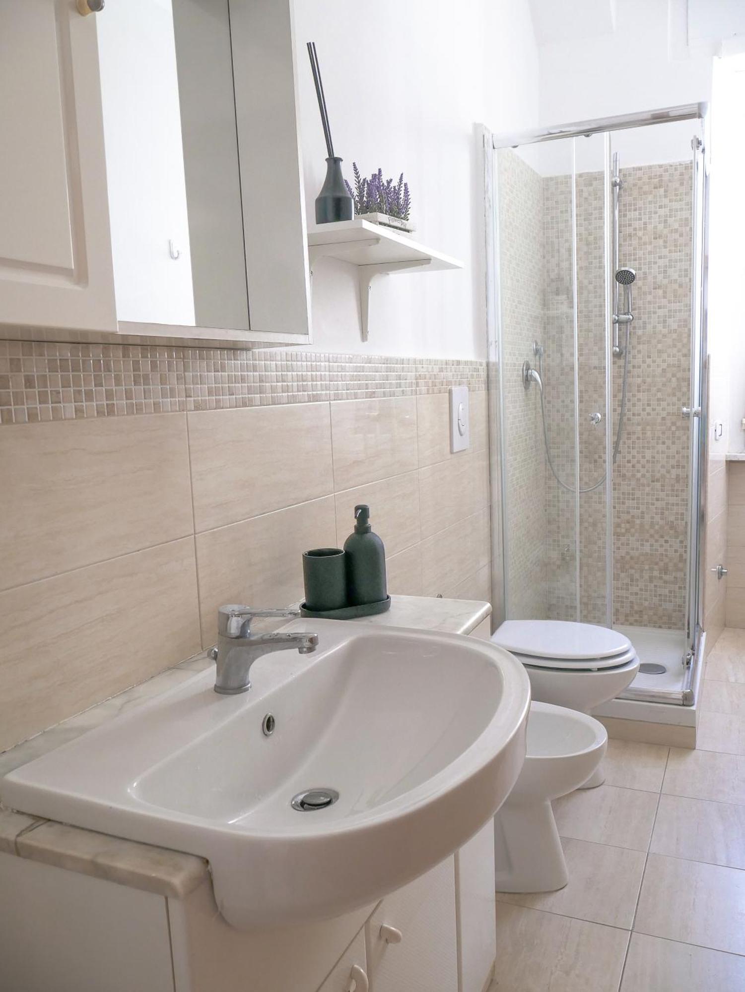 Modern 1 Bedroom Near Metro Roma
