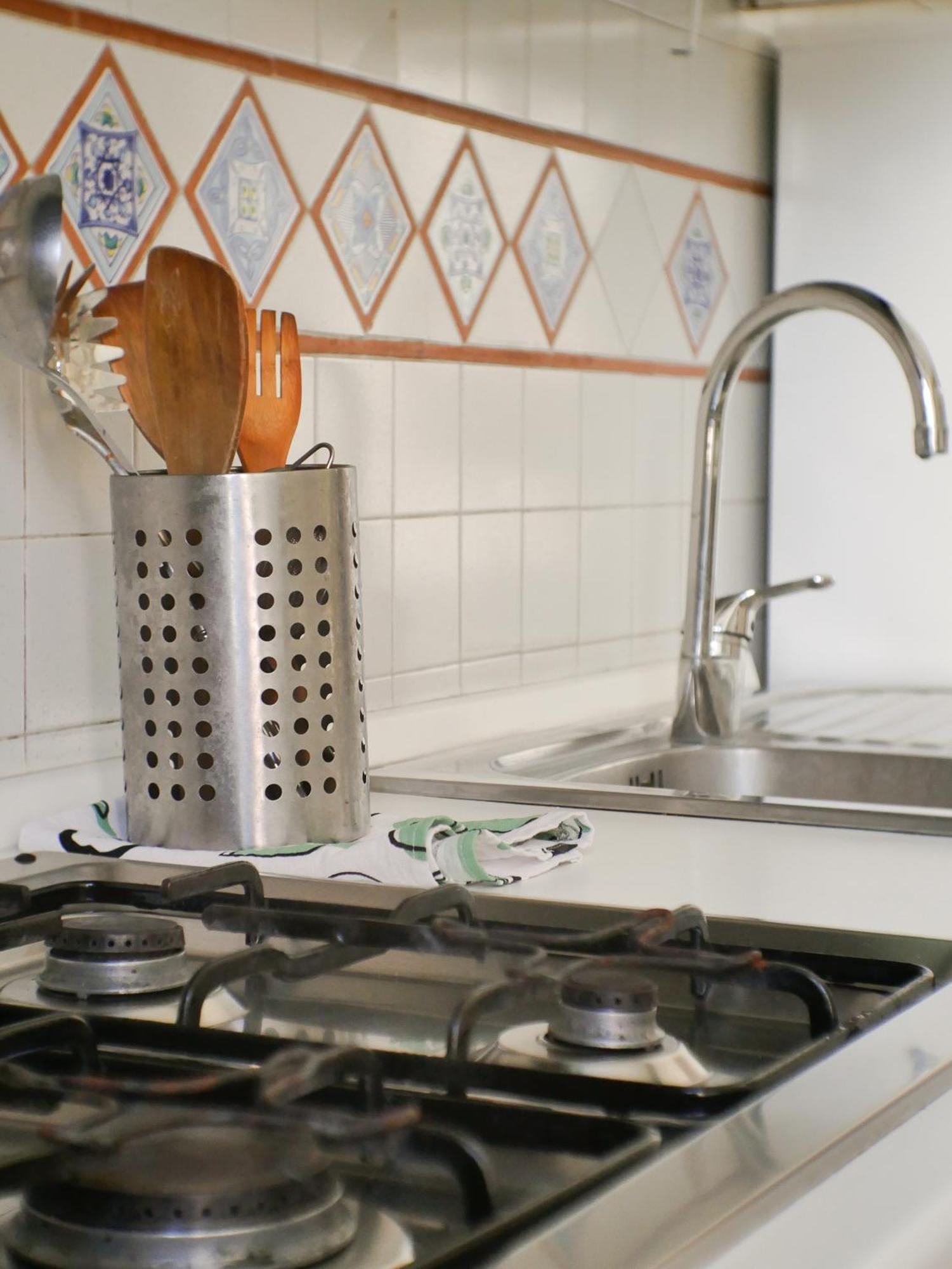 Modern 1 Bedroom Near Metro Apartamento *